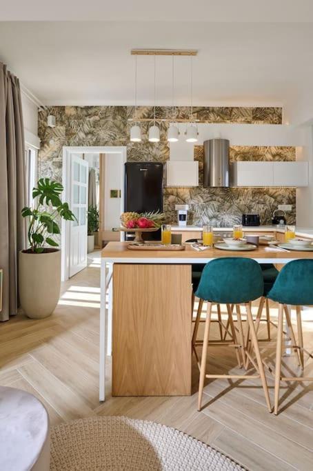 Kaizen Chania - New Central Apartment Just 350M Away With Private Jacuzzi And Free Parking! ภายนอก รูปภาพ