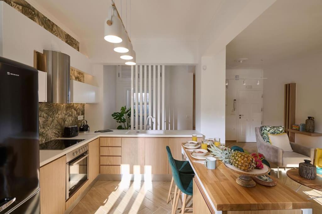 Kaizen Chania - New Central Apartment Just 350M Away With Private Jacuzzi And Free Parking! ภายนอก รูปภาพ