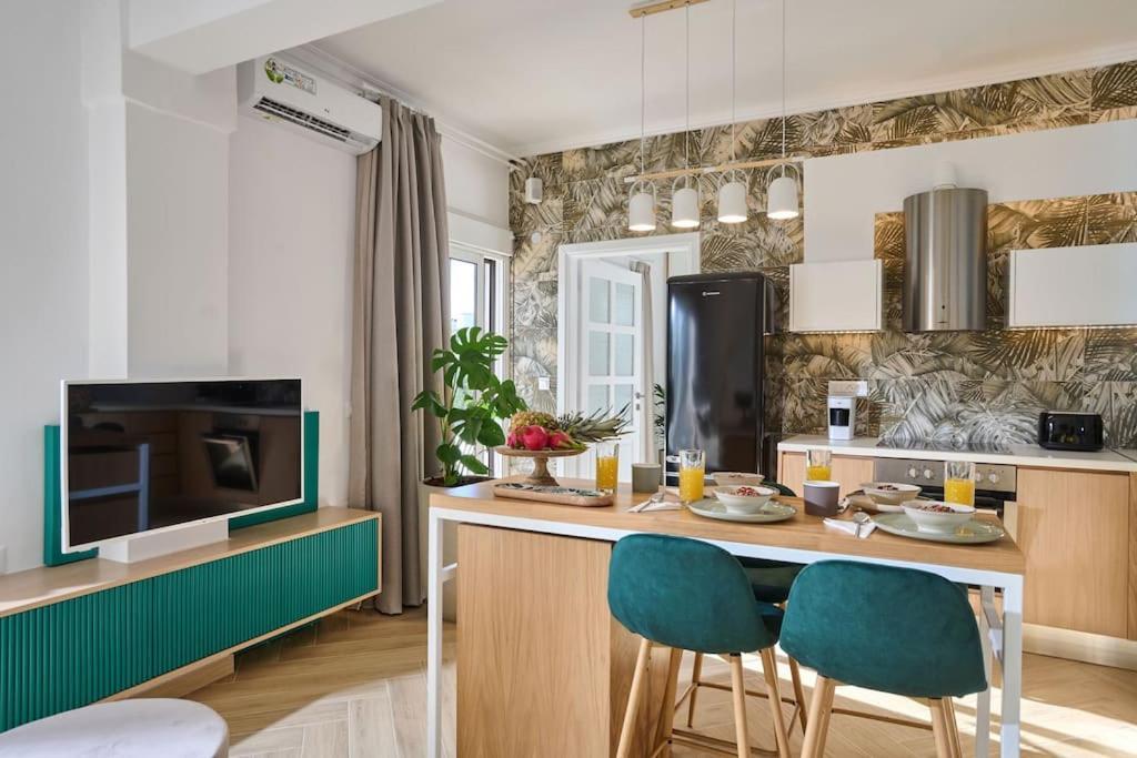 Kaizen Chania - New Central Apartment Just 350M Away With Private Jacuzzi And Free Parking! ภายนอก รูปภาพ
