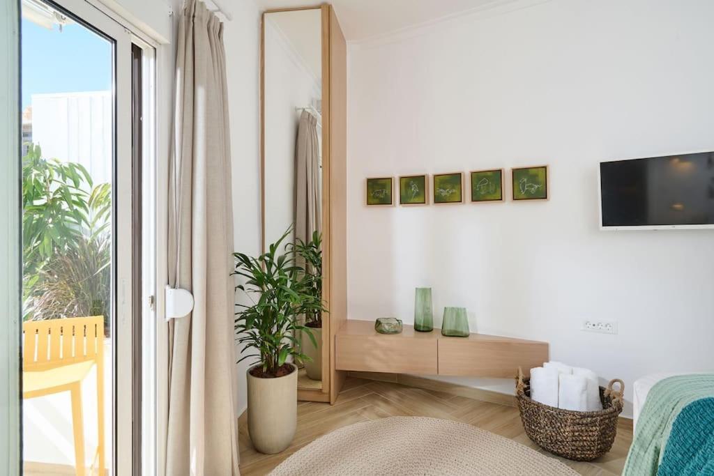 Kaizen Chania - New Central Apartment Just 350M Away With Private Jacuzzi And Free Parking! ภายนอก รูปภาพ