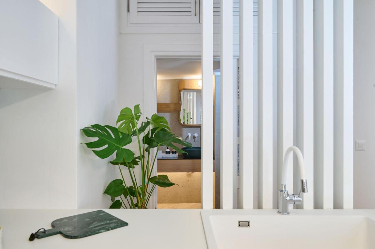 Kaizen Chania - New Central Apartment Just 350M Away With Private Jacuzzi And Free Parking! ภายนอก รูปภาพ